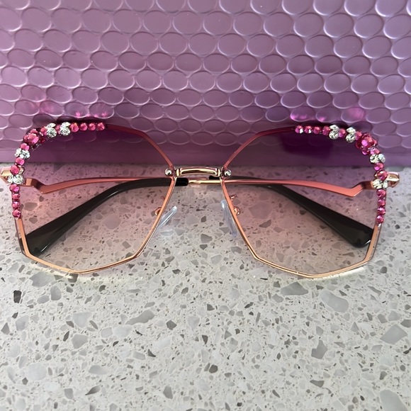 UV400 Purple Rhinestone Deluxe Sunglasses - Picture 2 of 11